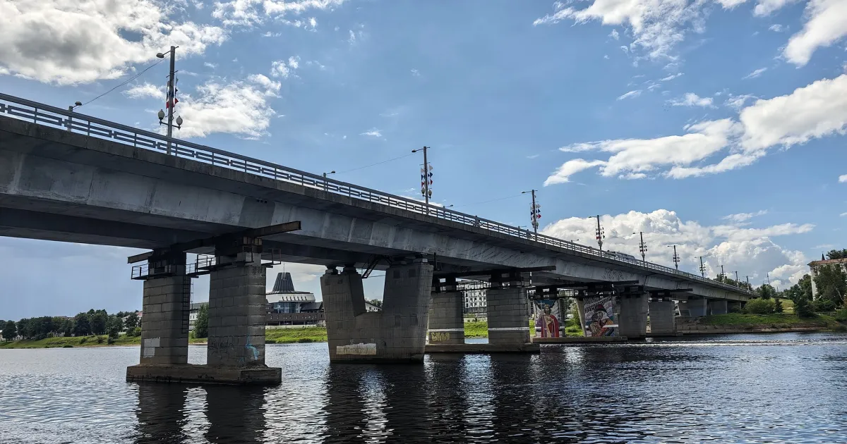 Кресты — вид аэропорта